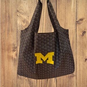 Nylon tote - customizable. Assorted colors available, logos, monograms.